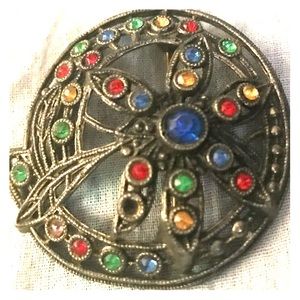 Antique brooch. Late 1800s.